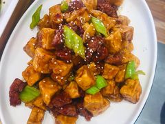 酥茄牛肉粒-肘子酥·天津菜·特色捞面(德云社店)