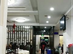 大堂-鑫悦楼煎蟹·16年海鲜大排档