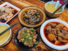 -朱大嘴肥肠血旺(福字街店)