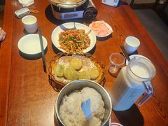 -唐师傅湘西名菜馆(武陵路店)