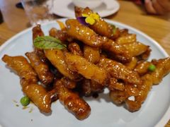 -山楂树融合菜餐厅