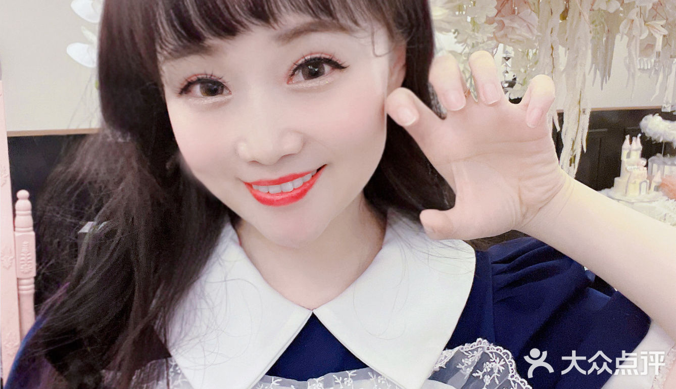 主人请吩咐，左or右哪枚小女仆你pick？