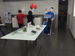 -华为授权体验店(万航渡路)