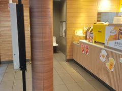 -麦当劳(虹梅路地铁站店)