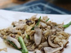 鸡油菌炒土鸡蛋-喜林苑·稻田餐厅(品相府店)