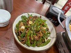 -湖南人家湘菜馆(镇江路店)