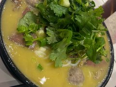 -肥汁米蘭香港米线(长宁来福士店)