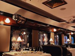 -火车头法国西餐厅