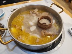 -朴小妹人参鸡汤火锅(长白山万达店)