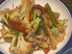 -廖师傅大蒜炒腊肉(袁家岭店)