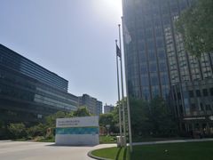 -上海跨国采购会展中心