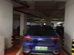 -苏宁电器广场·停车场