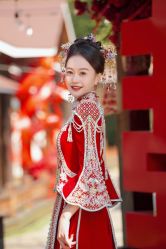 -衣贝姿婚纱礼服馆