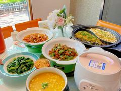 -阿瓦山寨·湘菜现炒·剁椒鱼头王(咸阳总店)