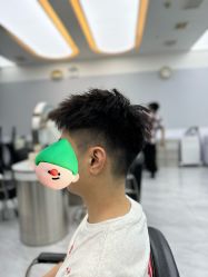 -YESIDO椰岛造型烫发染发