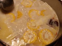 -洪氏嗨捞·猪肚鸡火锅(阳光天地店)