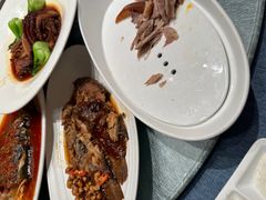 -凤凰园烤鸭店·唐山菜·传承花椒肉(老唐丰路店)