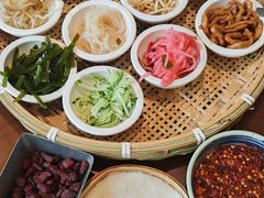 -包整·丝娃娃(一览甲秀楼风景店)