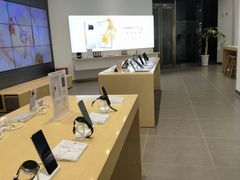-华为授权体验店(中山公园来福士)