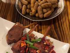 -冶建镜子·老南昌大排档·江西虾王(总店)