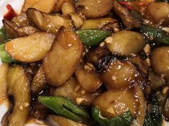地三鲜-东北农家小院(定西路店)