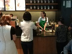 -星巴克臻选(莘庄仲盛店)