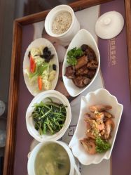 -大美母婴月子中心