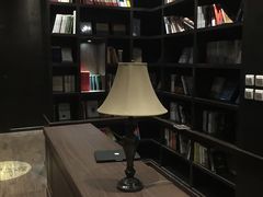 -钟书阁(松江泰晤士小镇店)