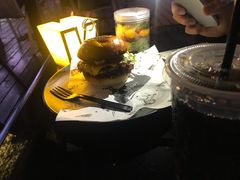 -龙治汉堡(中华城店)