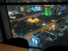 -上海世茂皇家艾美酒店