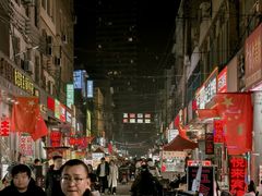 -许西美食一条街