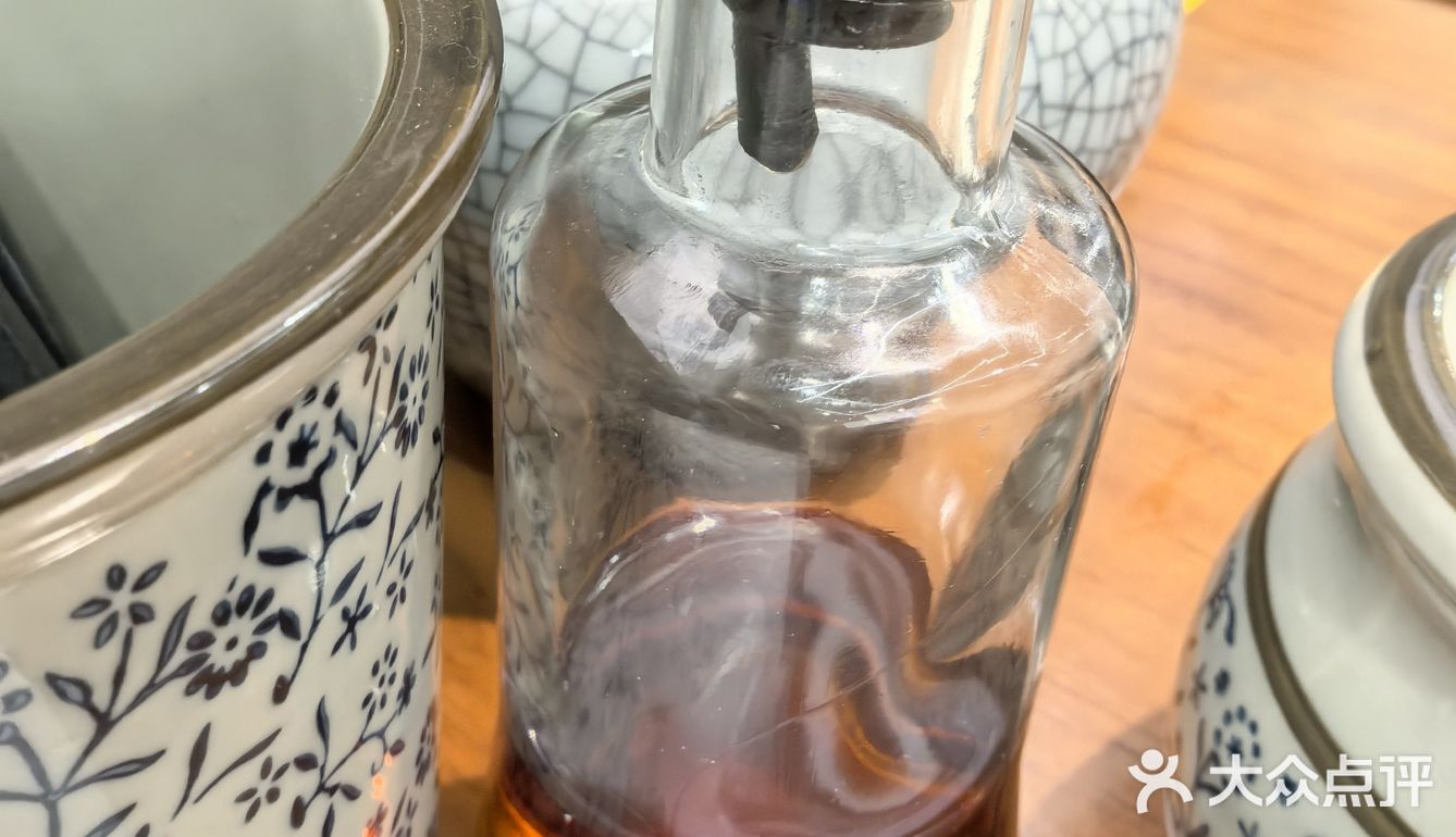 老六面馆，油润鲜甜