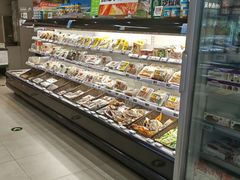 -盒马鲜生(红莲店)
