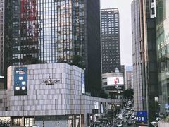 -观音桥步行街