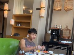 -凯菲厅海鲜姿造·海鲜自助·帝王蟹·龙虾(成都群光君悦酒店)