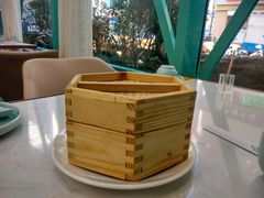 -东鑫记港式茶餐厅(南京东路店)