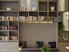 -西安大雁塔科技大学地铁站亚朵酒店