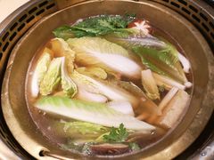 -余欢领鲜火锅(新街口店)