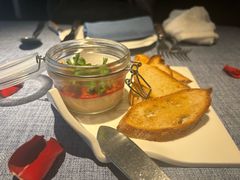 -弦月窗LUNETTE BY AMANDA(复兴路店)