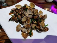 富贵辣炒花蛤-蚝堡海鲜·威海菜·海肠捞饭·烧烤·亚洲吃蚝公司(幸福门店)