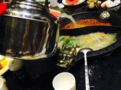 -重庆德庄火锅(体育中心店)