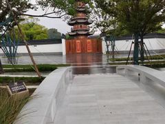 -龙华寺