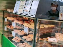 面包甜点陈列柜-勿理堂(西村店)