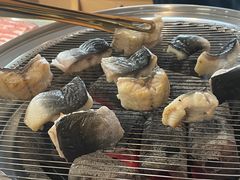 -围炉肉舍•炭烤活鳗•丹东海鲜烤肉(步行街店)