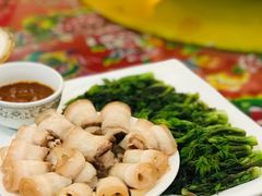 -闯关东东北农家菜(崂山石老人店)