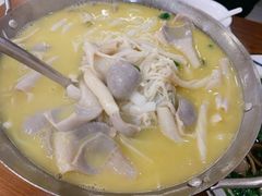 酸汤鹅肠-金陵后厨·南京菜(新街口秣陵路店)