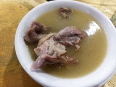 -红旗山庄(圭峰山店)