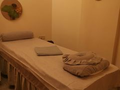 -左悦·艾灸调理·推拿按摩·精油SPA(卓悦汇店)