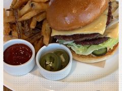 -ROAST coffee & eatery