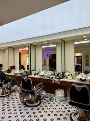 -理昂男士理发店 Barber shop